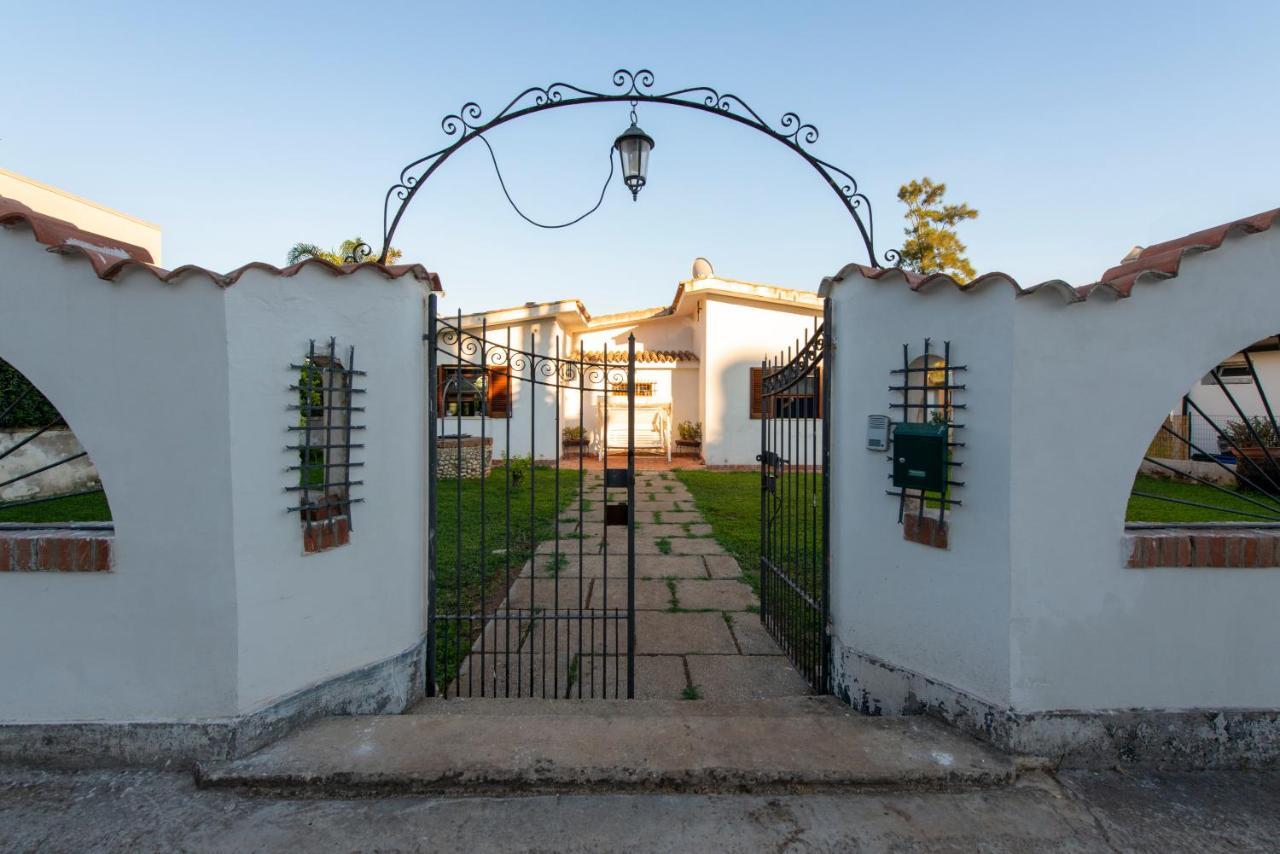 Villa Mary Fontane Bianche Buitenkant foto